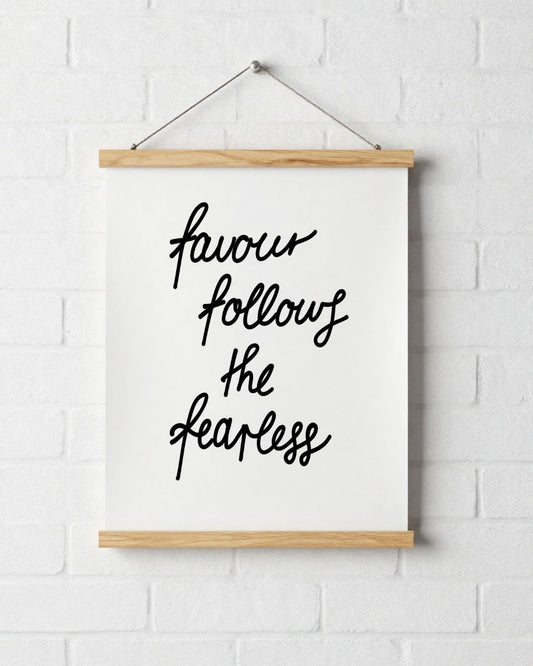 Favour | Hanging